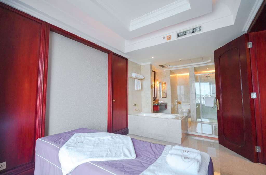 King Century Hotel Čung-šan Pokoj fotografie